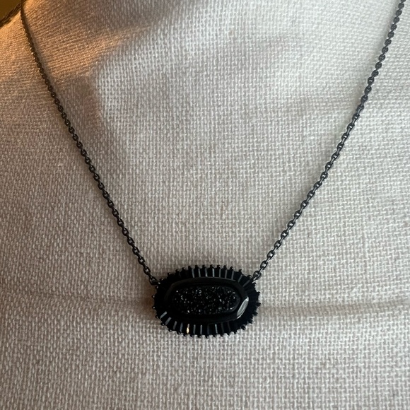 KENDRA SCOTT ELISA BAGUETTE NECKLACE 
BLACK DRUSY - Picture 4 of 6